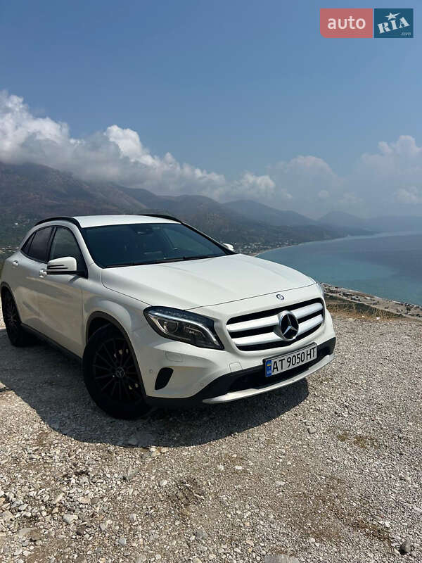 Внедорожник / Кроссовер Mercedes-Benz GLA-Class 2016 в Ивано-Франковске