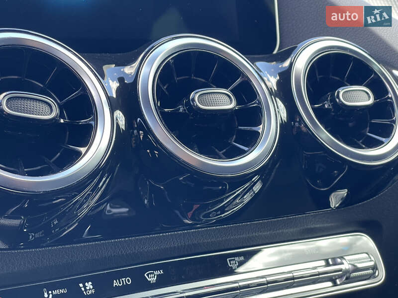 Внедорожник / Кроссовер Mercedes-Benz GLA-Class 2020 в Мукачево