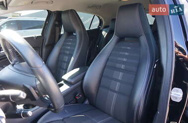 Внедорожник / Кроссовер Mercedes-Benz GLA-Class 2017 в 