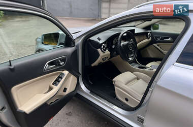 Внедорожник / Кроссовер Mercedes-Benz GLA-Class 2018 в 