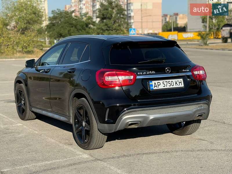 Внедорожник / Кроссовер Mercedes-Benz GLA-Class 2015 в Запорожье