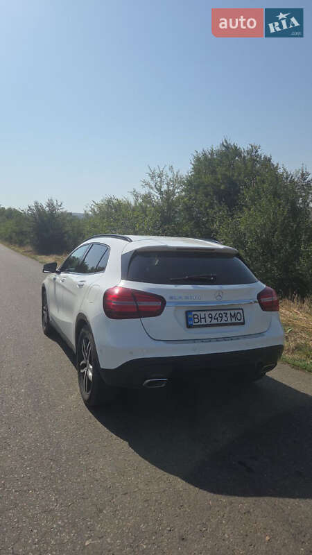 Внедорожник / Кроссовер Mercedes-Benz GLA-Class 2018 в Ананьеве