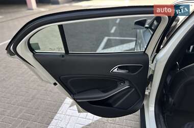 Внедорожник / Кроссовер Mercedes-Benz GLA-Class 2015 в 