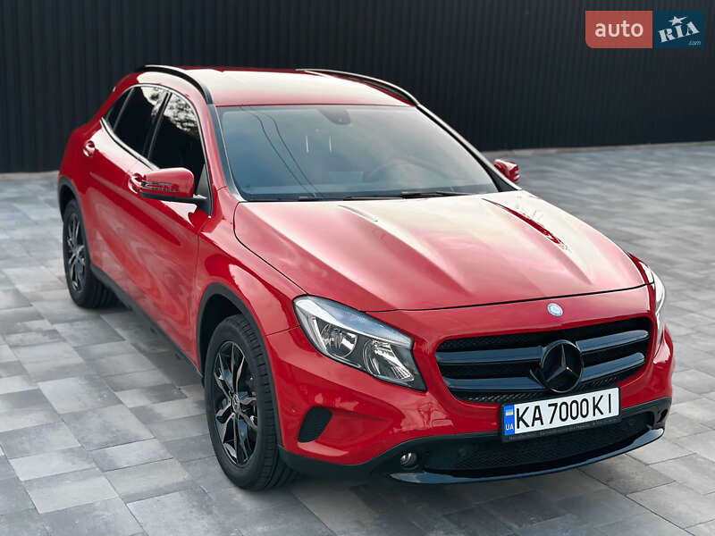 Внедорожник / Кроссовер Mercedes-Benz GLA-Class 2015 в 