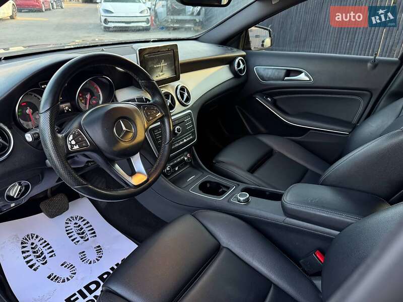 Внедорожник / Кроссовер Mercedes-Benz GLA-Class 2016 в Луцке фото 10 Внедорожник / Кроссовер Mercedes-Benz GLA-Class 2016 в Луцке