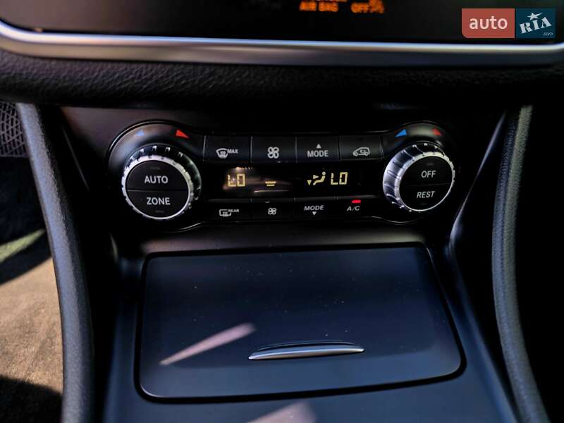 Позашляховик / Кросовер Mercedes-Benz GLA-Class 2016 в Івано-Франківську