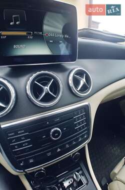 Внедорожник / Кроссовер Mercedes-Benz GLA-Class 2015 в 