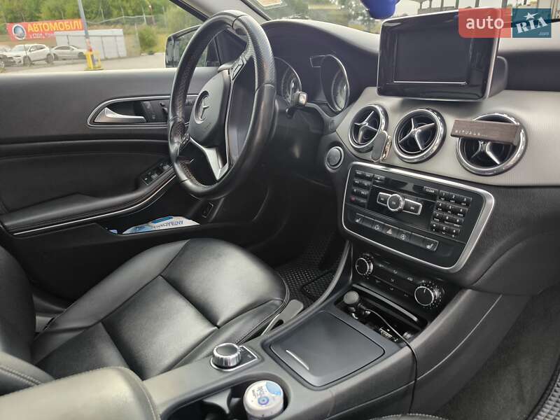 Внедорожник / Кроссовер Mercedes-Benz GLA-Class 2015 в Львове