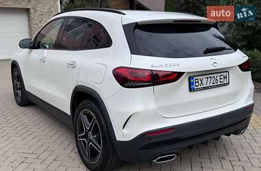 Позашляховик / Кросовер Mercedes-Benz GLA-Class 2021 в 