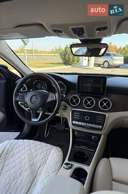 Внедорожник / Кроссовер Mercedes-Benz GLA-Class 2017 в 