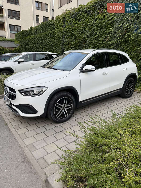 Mercedes-Benz GLA-Class 2022