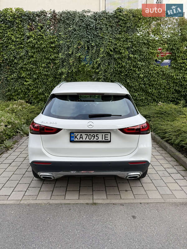 Внедорожник / Кроссовер Mercedes-Benz GLA-Class 2022 в Киеве фото 6 Внедорожник / Кроссовер Mercedes-Benz GLA-Class 2022 в Киеве