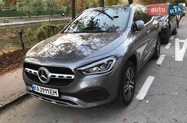 Внедорожник / Кроссовер Mercedes-Benz GLA-Class 2021 в 