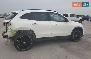 Внедорожник / Кроссовер Mercedes-Benz GLA-Class 2023 в 