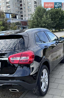 Внедорожник / Кроссовер Mercedes-Benz GLA-Class 2018 в 