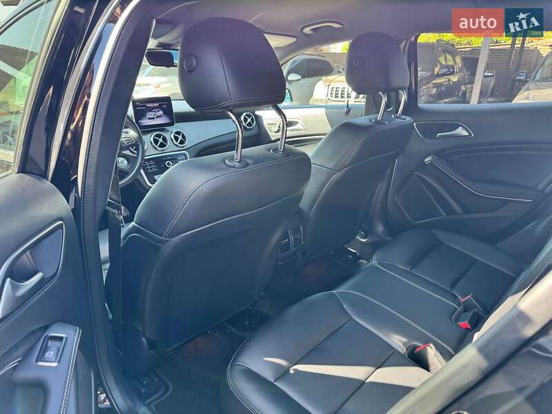 Внедорожник / Кроссовер Mercedes-Benz GLA-Class 2019 в Кривом Роге