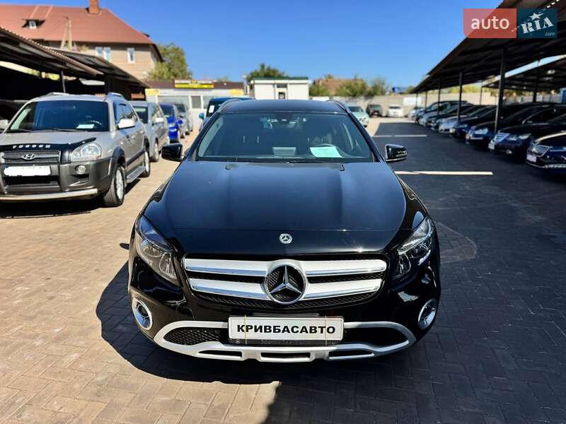 Внедорожник / Кроссовер Mercedes-Benz GLA-Class 2019 в Кривом Роге