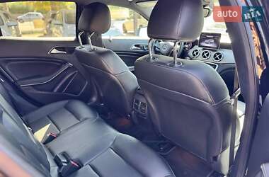 Внедорожник / Кроссовер Mercedes-Benz GLA-Class 2019 в 