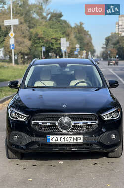 Внедорожник / Кроссовер Mercedes-Benz GLA-Class 2021 в Киеве