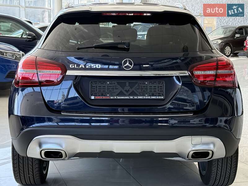 Внедорожник / Кроссовер Mercedes-Benz GLA-Class 2019 в Одессе