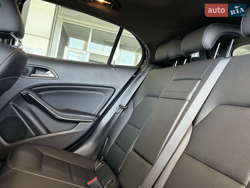 Внедорожник / Кроссовер Mercedes-Benz GLA-Class 2019 в Одессе