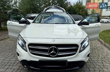 Позашляховик / Кросовер Mercedes-Benz GLA-Class 2015 в 