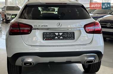 Внедорожник / Кроссовер Mercedes-Benz GLA-Class 2019 в 