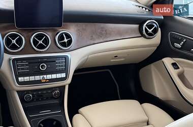 Внедорожник / Кроссовер Mercedes-Benz GLA-Class 2019 в 
