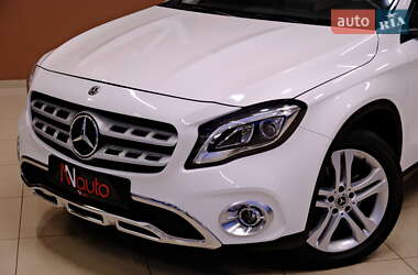 Позашляховик / Кросовер Mercedes-Benz GLA-Class 2018 в 