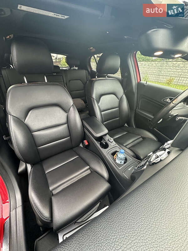 Внедорожник / Кроссовер Mercedes-Benz GLA-Class 2018 в Ровно