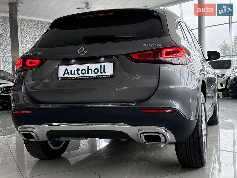 Внедорожник / Кроссовер Mercedes-Benz GLA-Class 2022 в Одессе