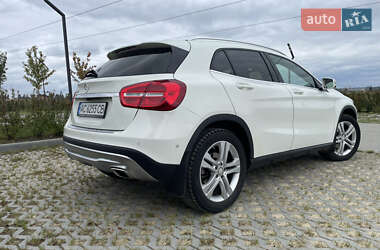 Внедорожник / Кроссовер Mercedes-Benz GLA-Class 2016 в 