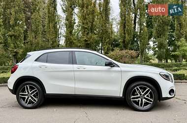 Внедорожник / Кроссовер Mercedes-Benz GLA-Class 2017 в 