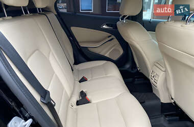 Внедорожник / Кроссовер Mercedes-Benz GLA-Class 2017 в 