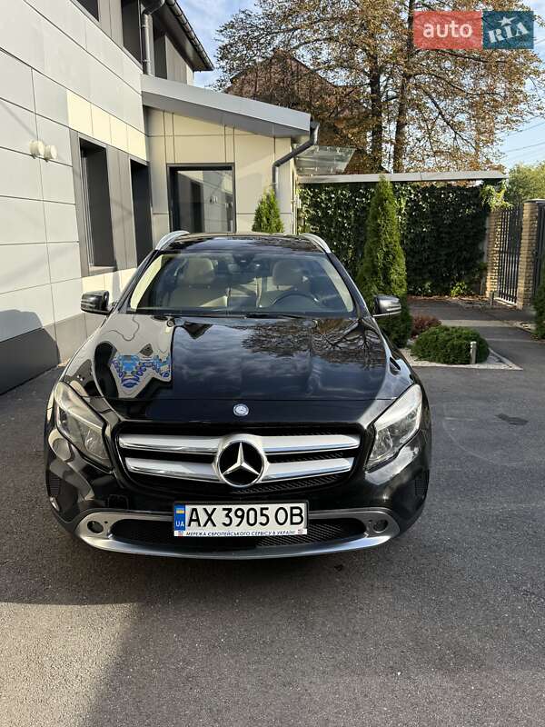 Внедорожник / Кроссовер Mercedes-Benz GLA-Class 2016 в Харькове