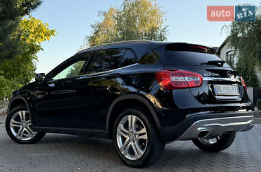 Внедорожник / Кроссовер Mercedes-Benz GLA-Class 2014 в 