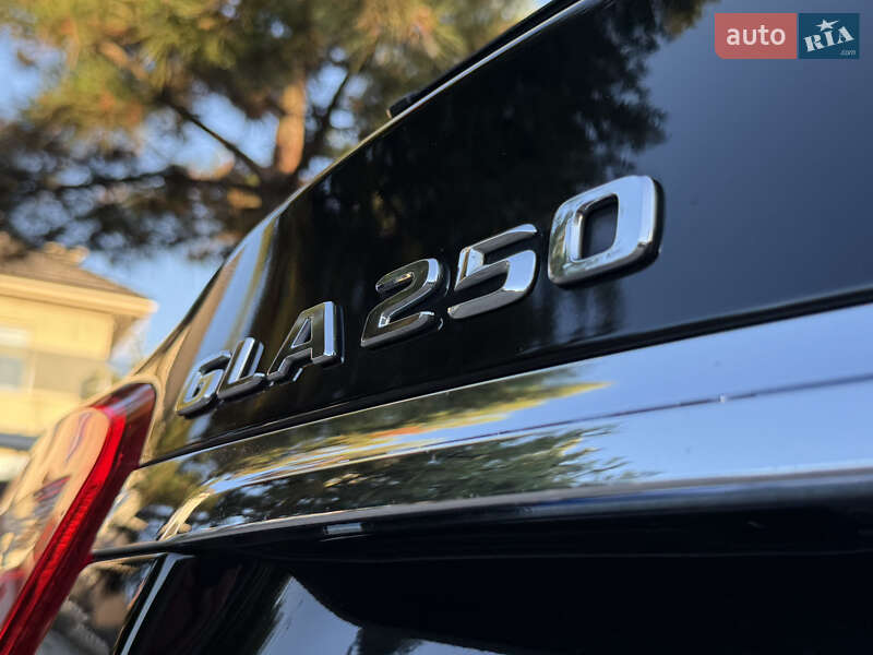 Внедорожник / Кроссовер Mercedes-Benz GLA-Class 2014 в Одессе