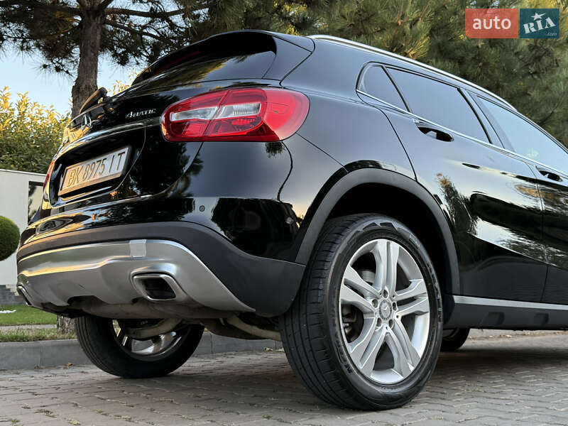 Внедорожник / Кроссовер Mercedes-Benz GLA-Class 2014 в Одессе