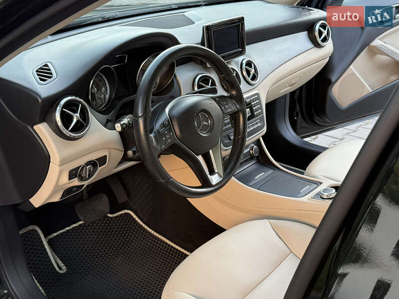 Внедорожник / Кроссовер Mercedes-Benz GLA-Class 2014 в Одессе