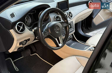 Внедорожник / Кроссовер Mercedes-Benz GLA-Class 2014 в 
