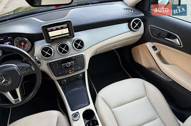 Внедорожник / Кроссовер Mercedes-Benz GLA-Class 2014 в 