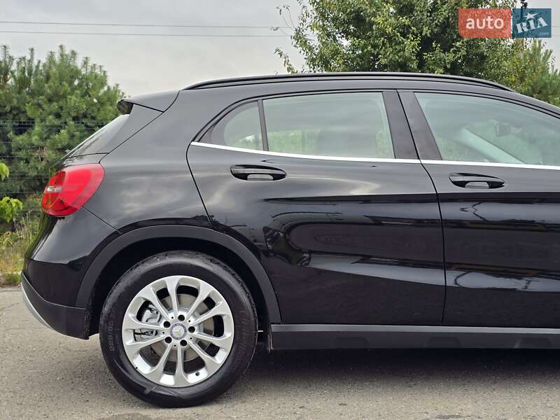 Позашляховик / Кросовер Mercedes-Benz GLA-Class 2014 в Хмельницькому