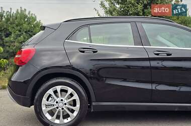 Внедорожник / Кроссовер Mercedes-Benz GLA-Class 2014 в 