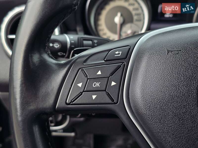 Позашляховик / Кросовер Mercedes-Benz GLA-Class 2014 в Хмельницькому