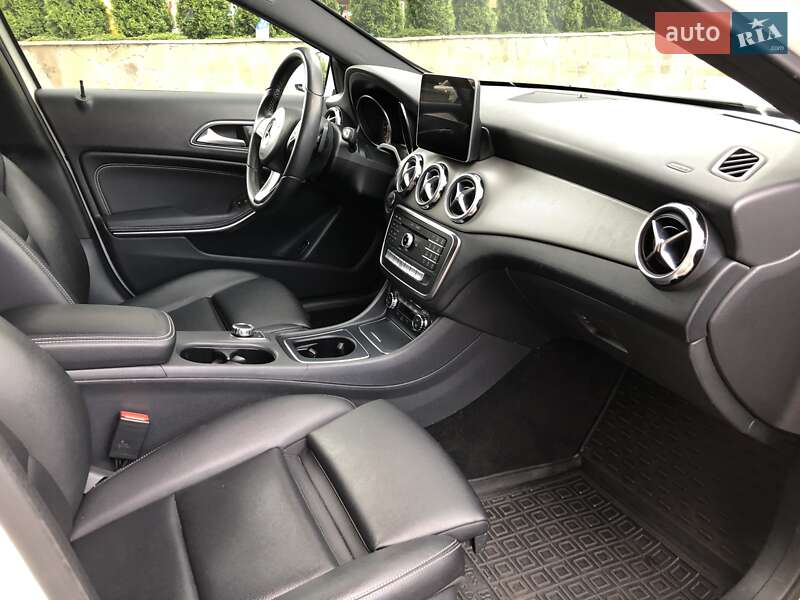 Внедорожник / Кроссовер Mercedes-Benz GLA-Class 2017 в Киеве фото 7 Внедорожник / Кроссовер Mercedes-Benz GLA-Class 2017 в Киеве