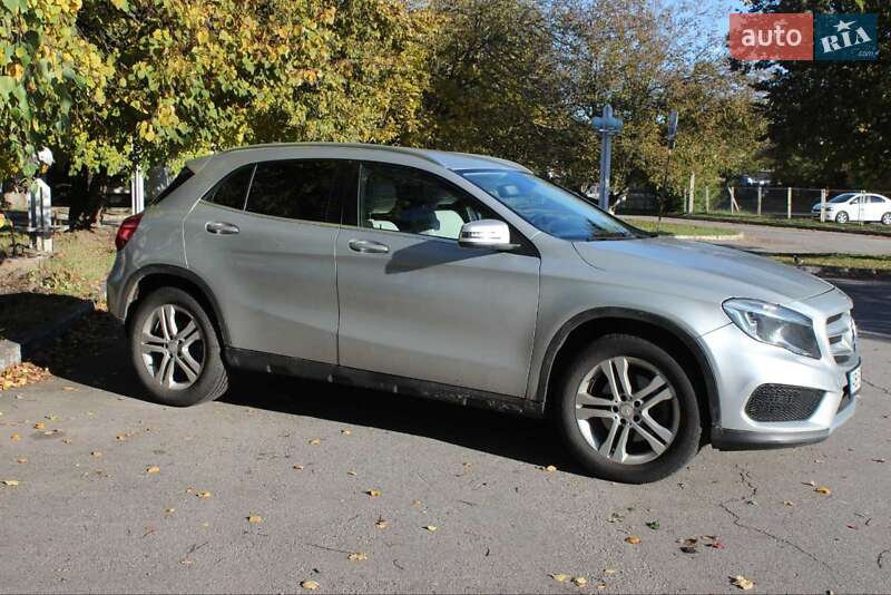 Внедорожник / Кроссовер Mercedes-Benz GLA-Class 2014 в Виннице фото 12 Внедорожник / Кроссовер Mercedes-Benz GLA-Class 2014 в Виннице