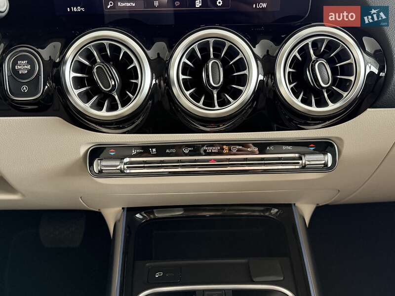 Внедорожник / Кроссовер Mercedes-Benz GLA-Class 2023 в Одессе