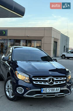 Позашляховик / Кросовер Mercedes-Benz GLA-Class 2017 в 