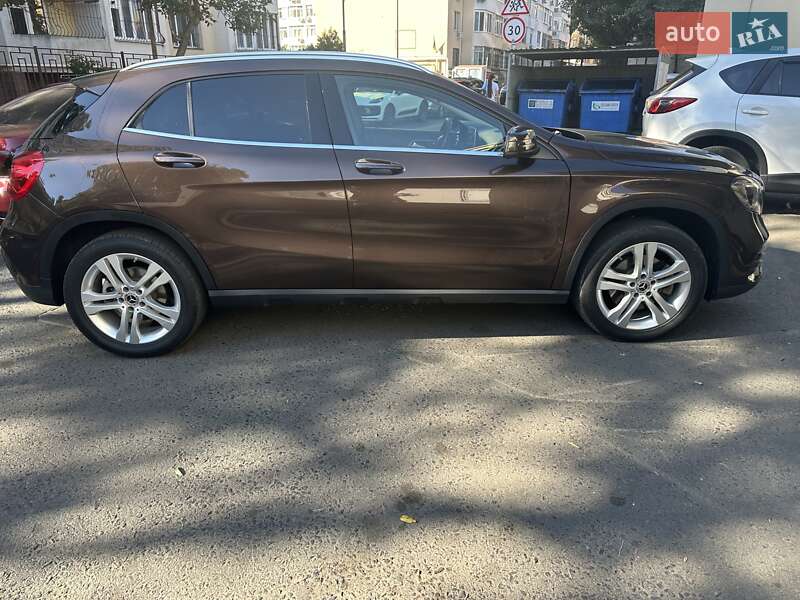 Позашляховик / Кросовер Mercedes-Benz GLA-Class 2018 в Одесі фото 2 Позашляховик / Кросовер Mercedes-Benz GLA-Class 2018 в Одесі