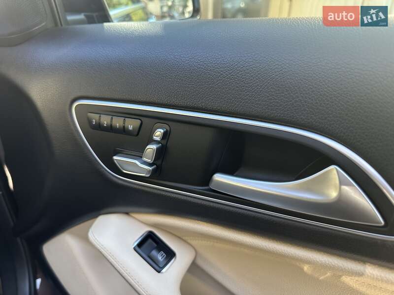 Позашляховик / Кросовер Mercedes-Benz GLA-Class 2018 в Одесі фото 7 Позашляховик / Кросовер Mercedes-Benz GLA-Class 2018 в Одесі